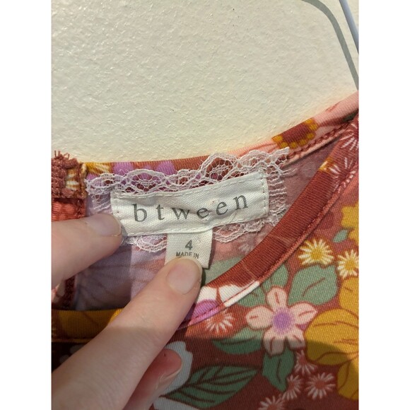 NWOT Btween Pink Floral Romper - Girls 4 - Picture 3 of 3
